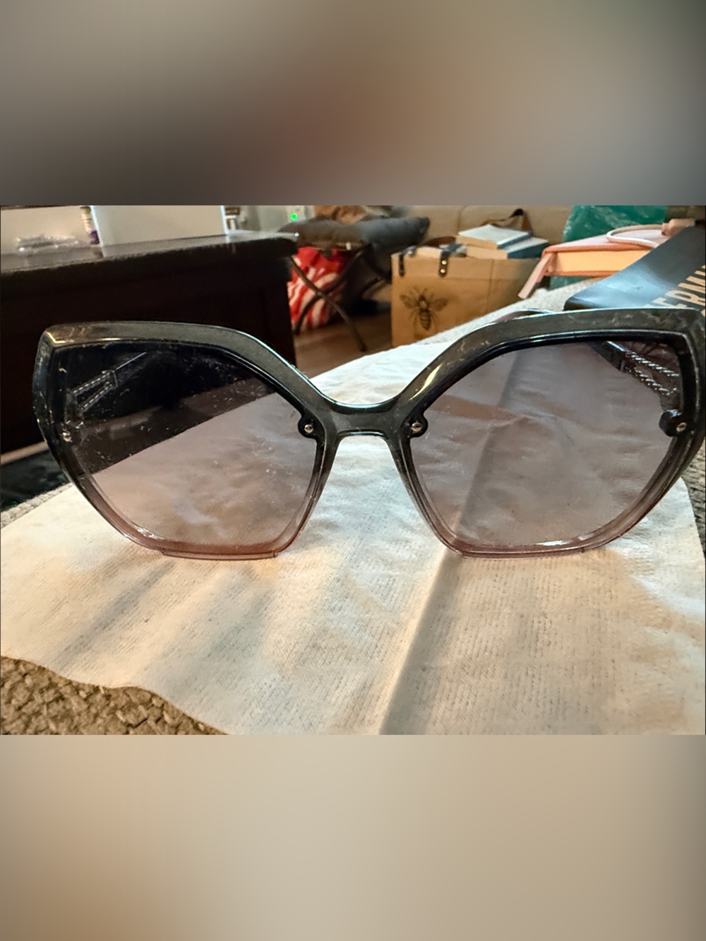 Women’s Oversized Gradient Gray to Pink Cat-Eye Sunglasses